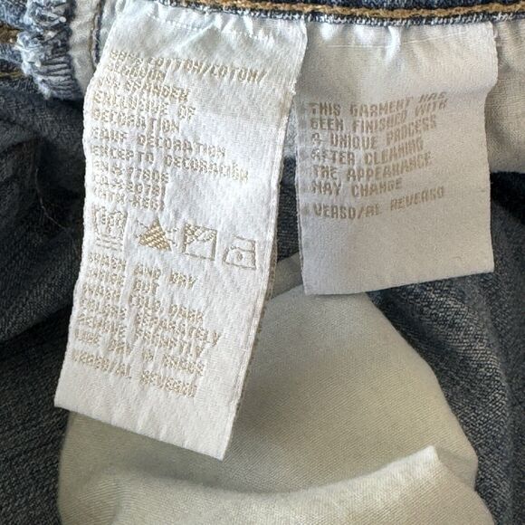 Tommy Jeans Jrs SZ 9 Flare Floral Embroidered Stretch Pocket Zip-Fly Frayed Hems - Picture 11 of 11